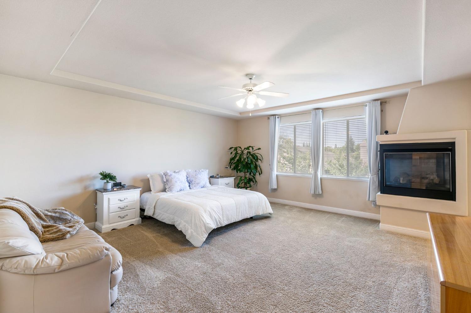 1680 Baroness Way