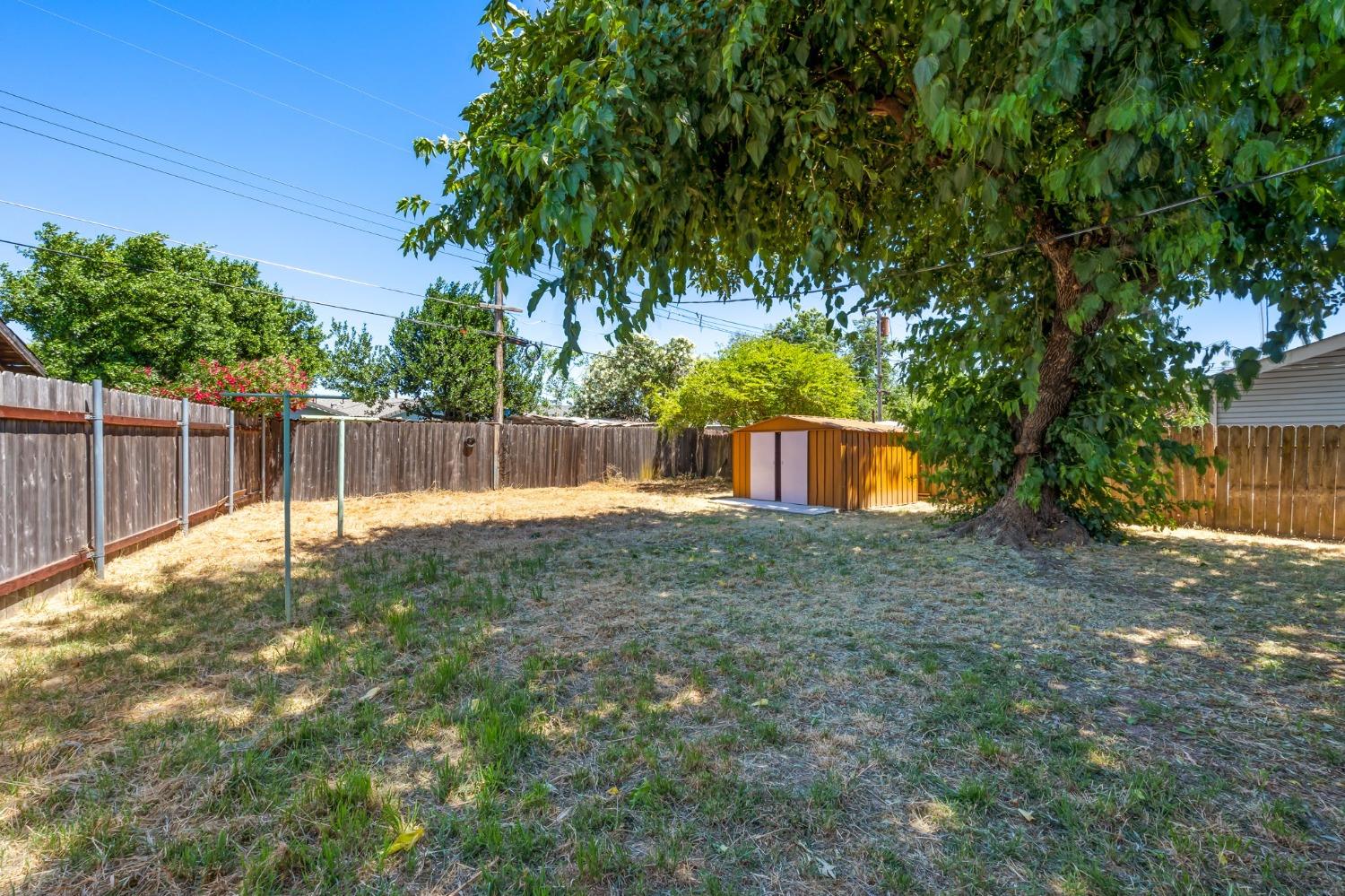 422 Arcade Boulevard