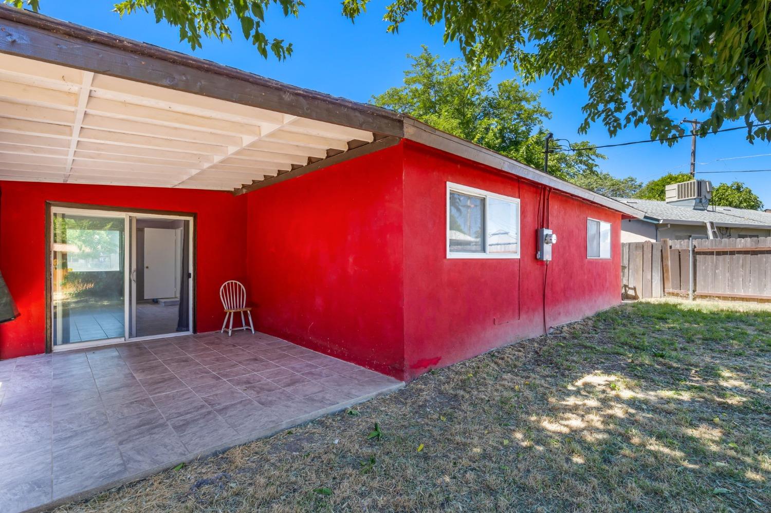 422 Arcade Boulevard