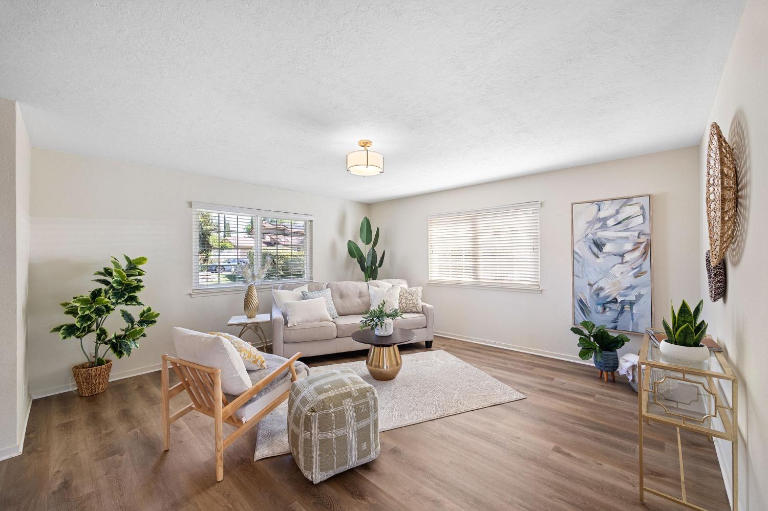 5546 Portola Circle