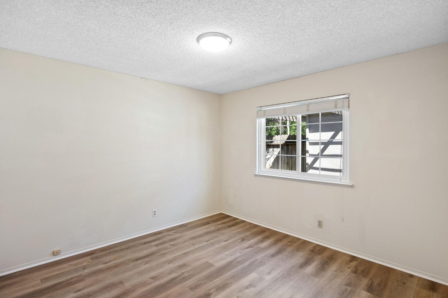 5546 Portola Circle