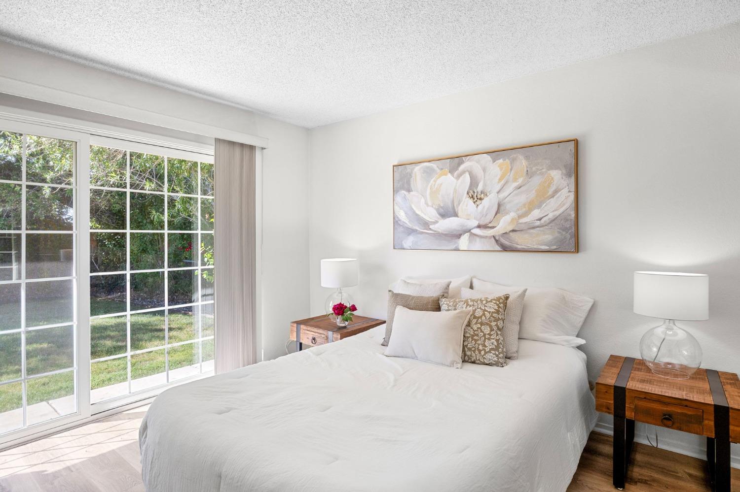 5546 Portola Circle