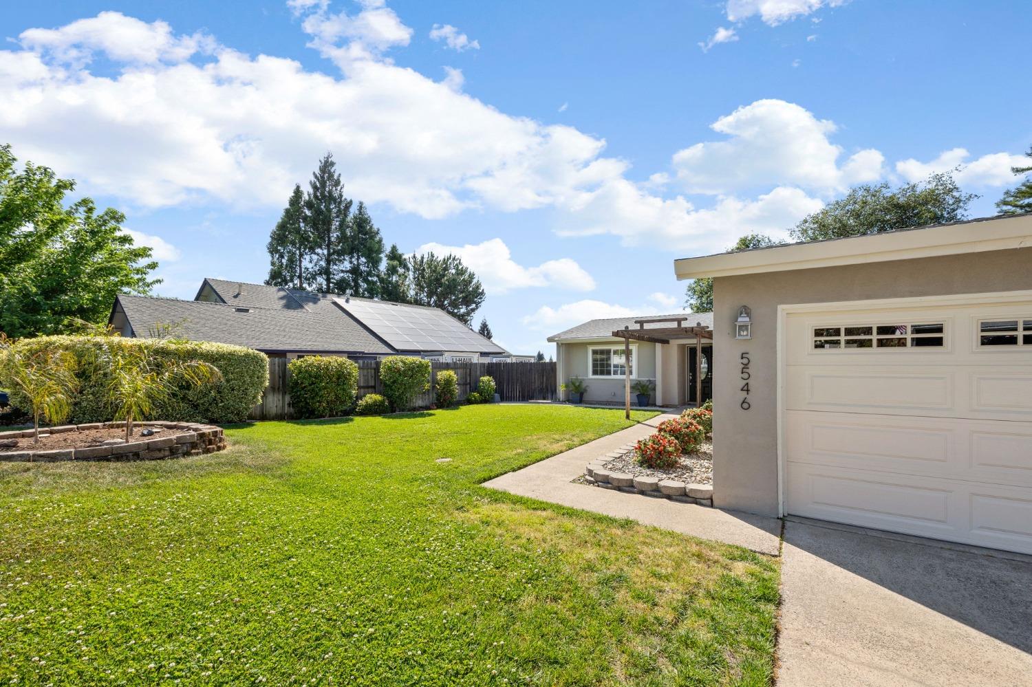 5546 Portola Circle