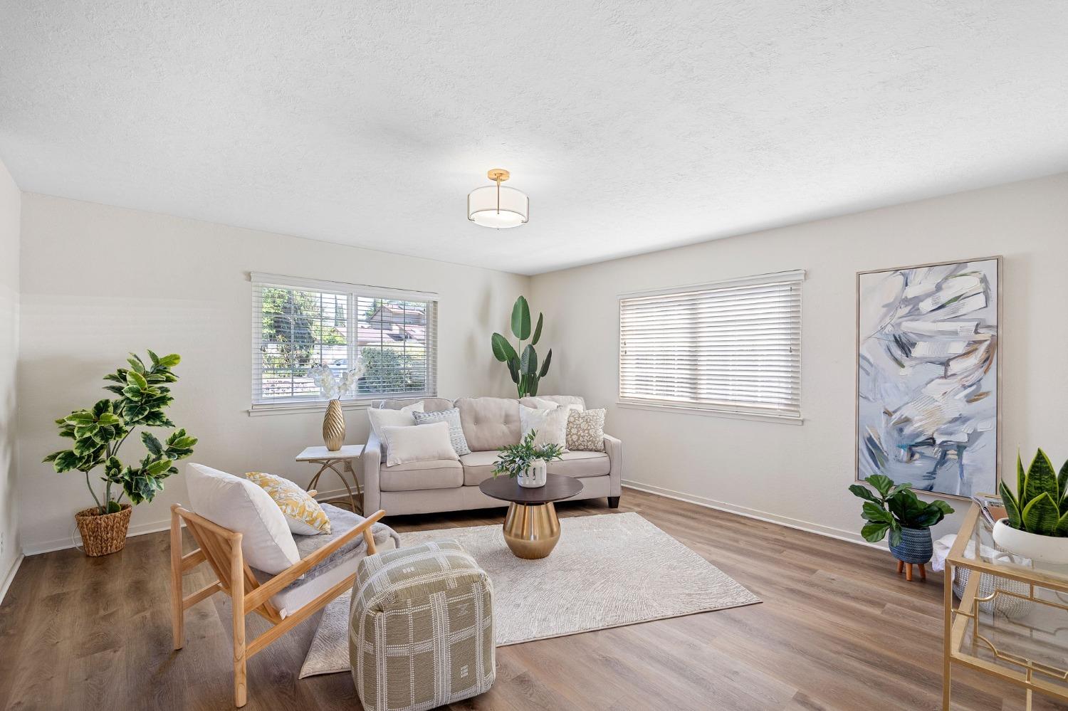 5546 Portola Circle