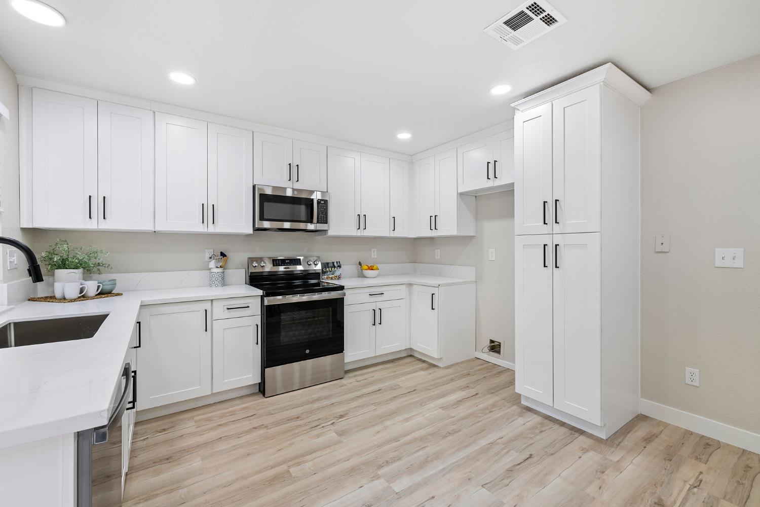 1240 Chuckwagon Drive