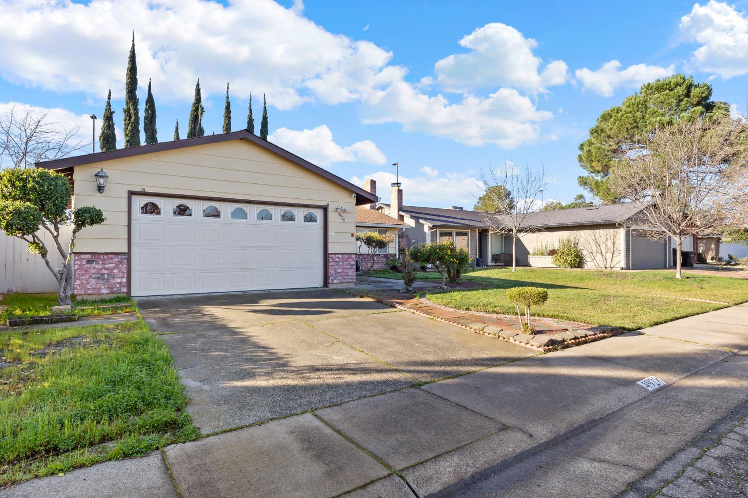 4928 Earlcort Circle