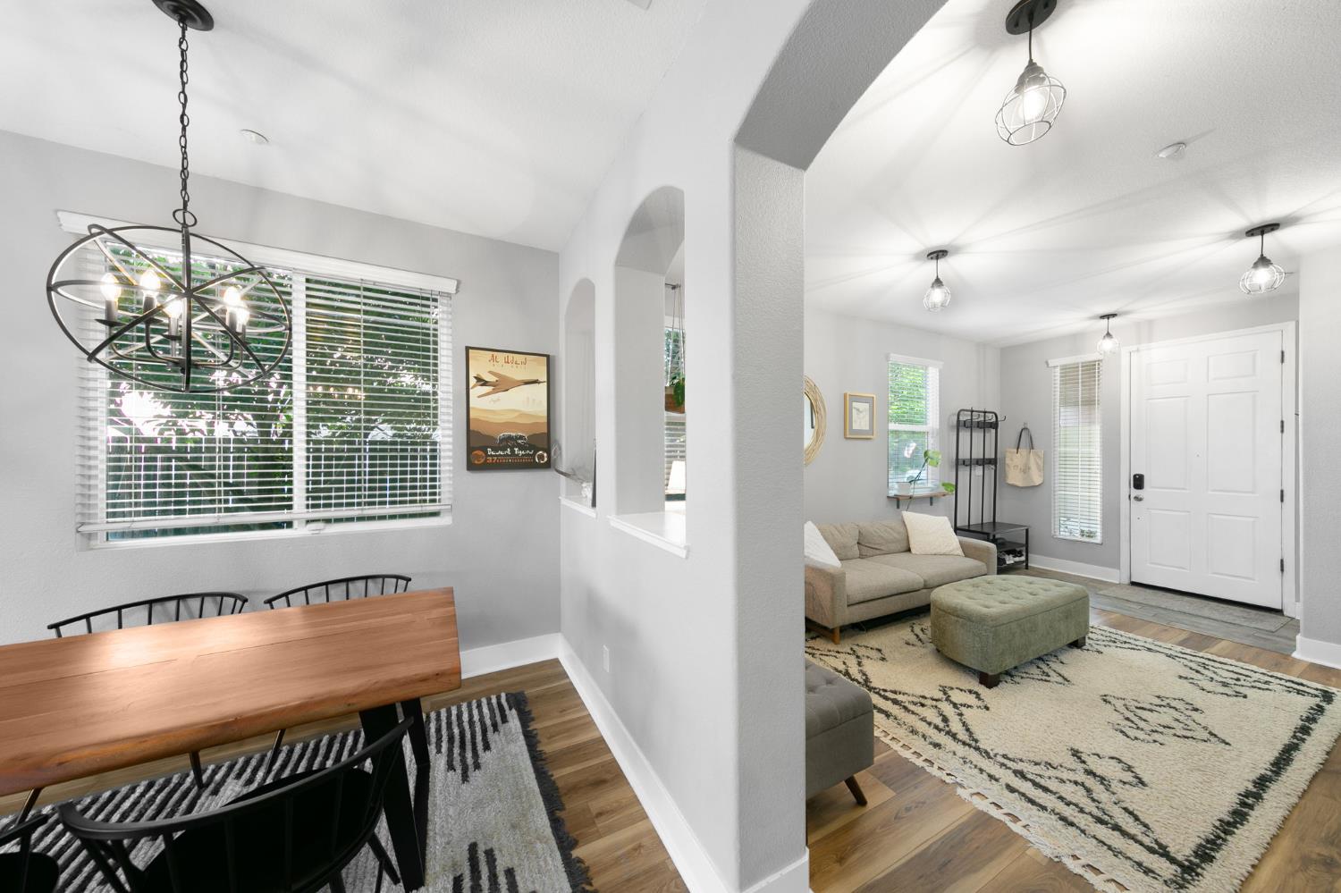 1813 Elston Circle