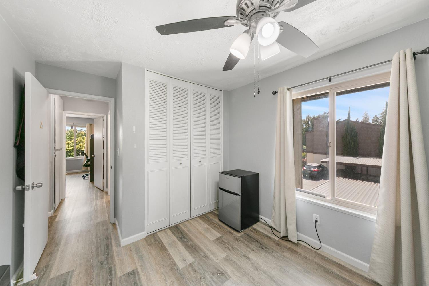 3584 Larchmont Square Lane
