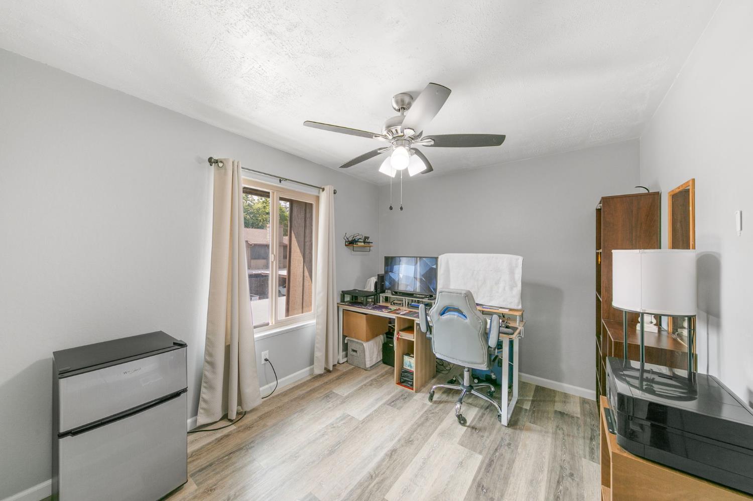 3584 Larchmont Square Lane
