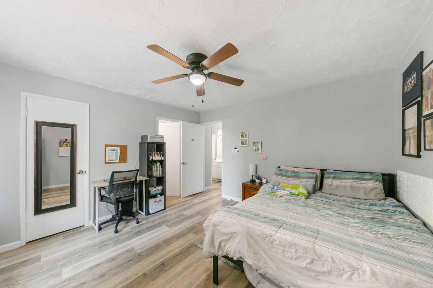 3584 Larchmont Square Lane