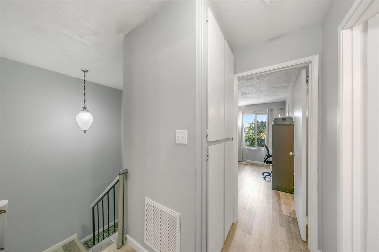 3584 Larchmont Square Lane