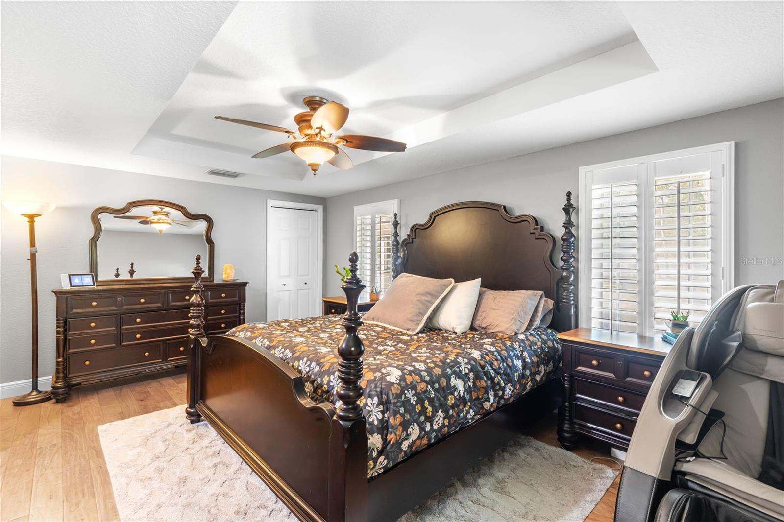 28042 LINDENHURST DR