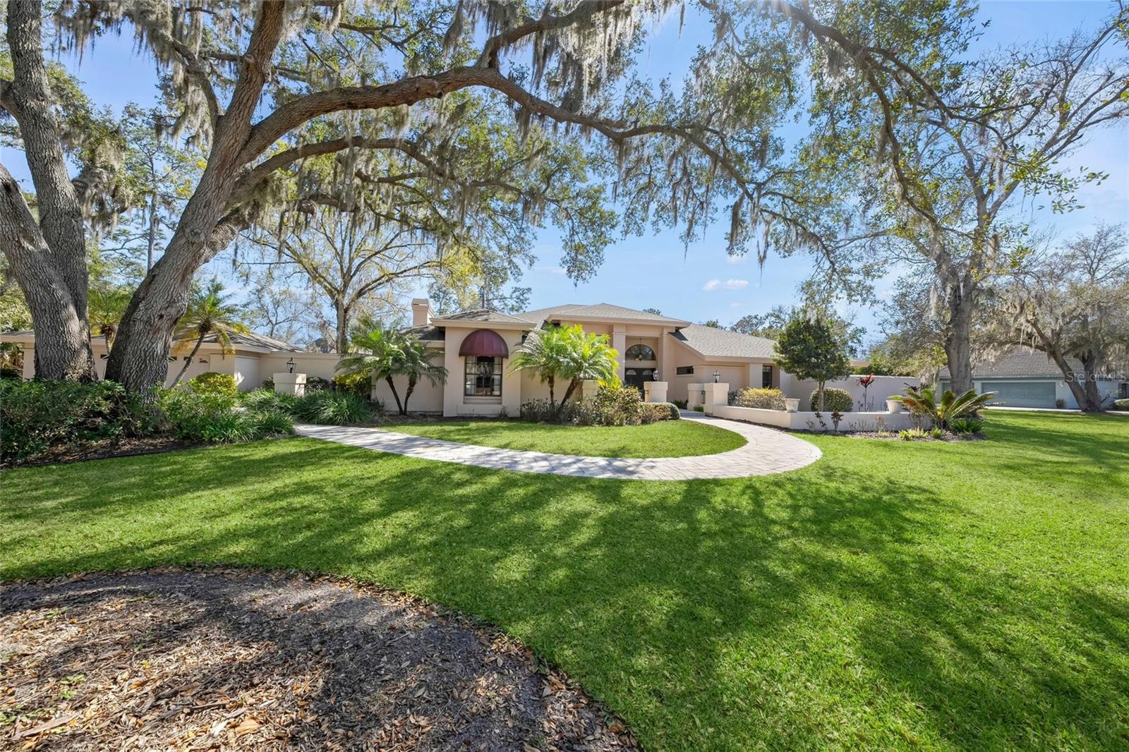 5125 WILLOW LEAF DR