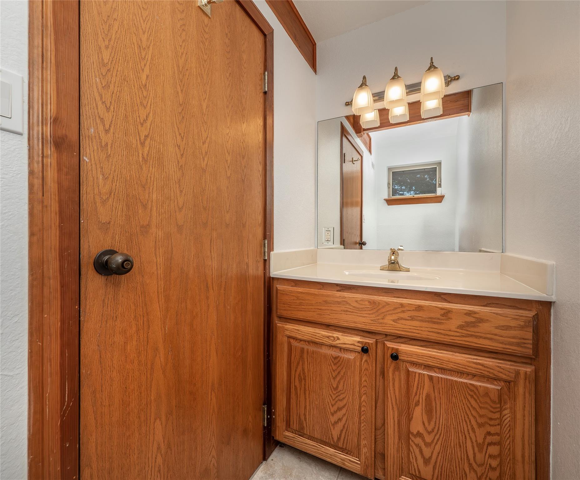 440 Balcones Ridgeway