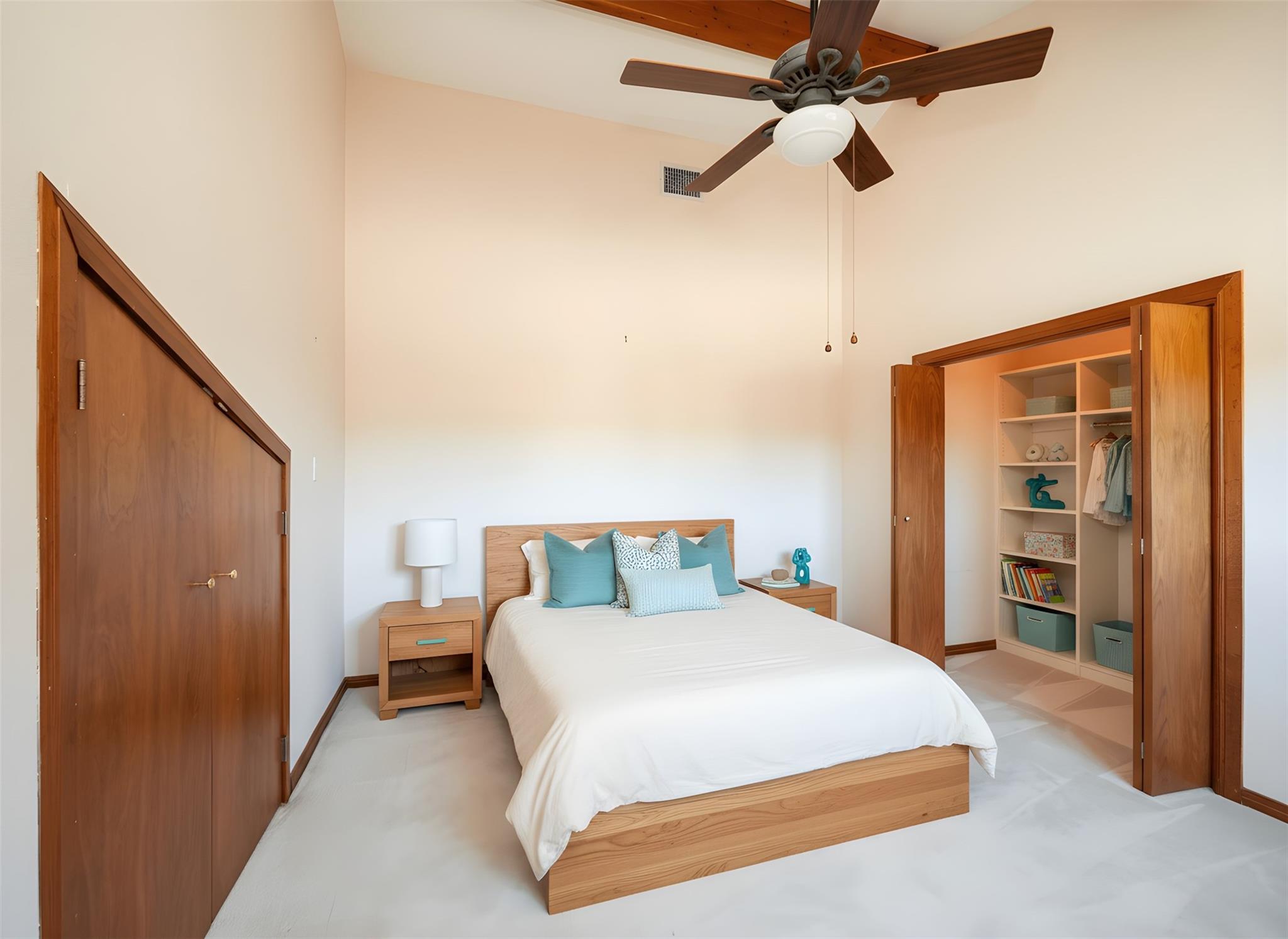 440 Balcones Ridgeway