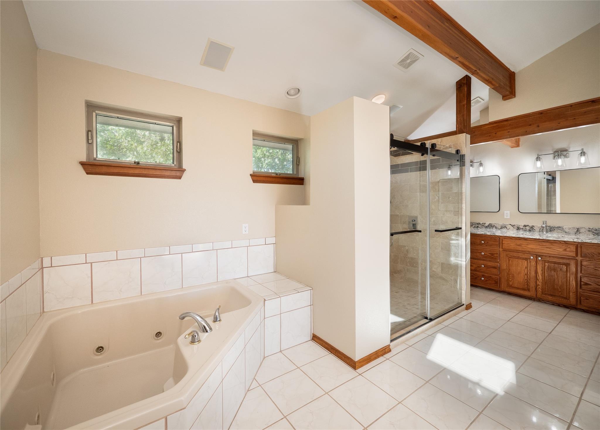 440 Balcones Ridgeway