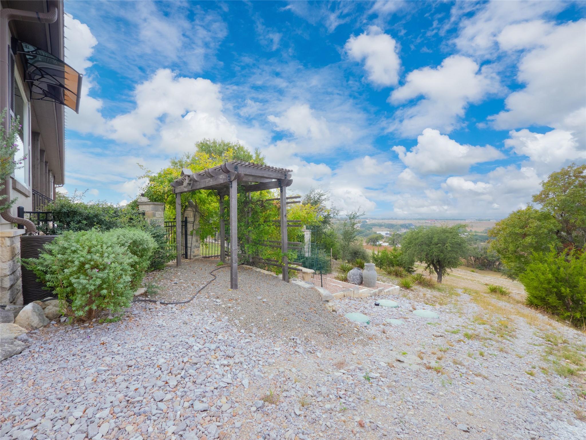 504 Cedar Mountain DR