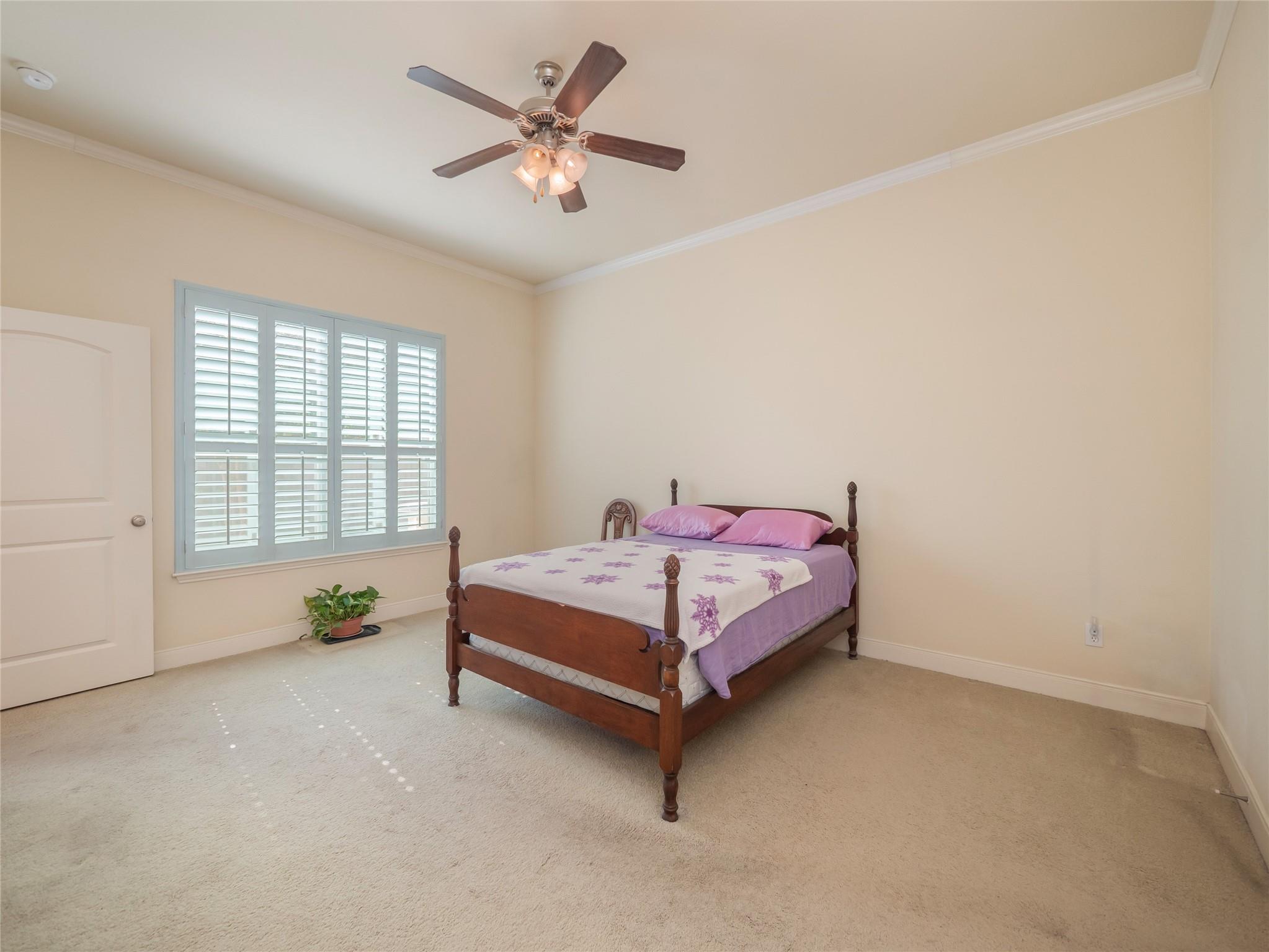 2210 Onion Creek PKWY # 1404