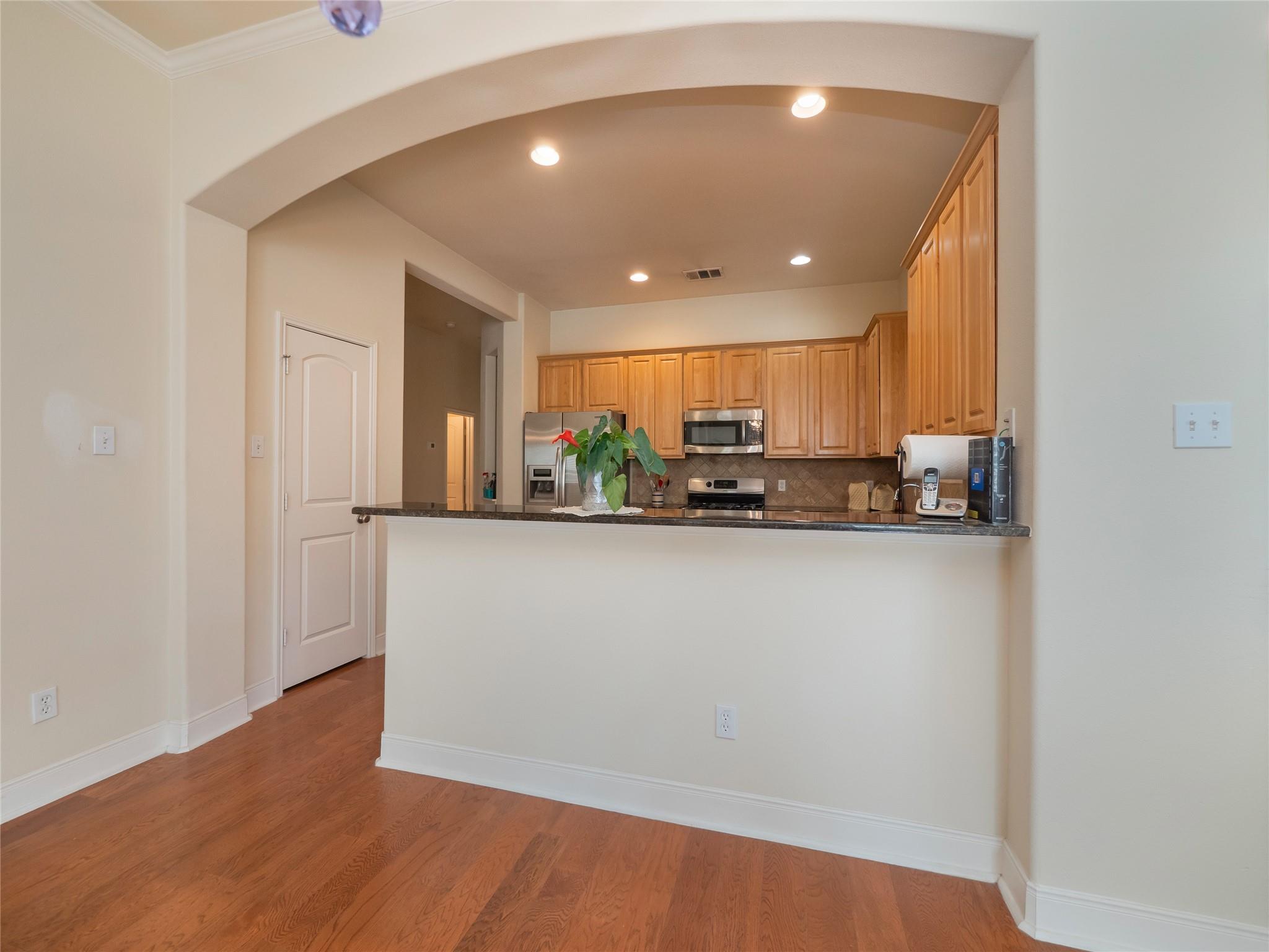 2210 Onion Creek PKWY # 1404