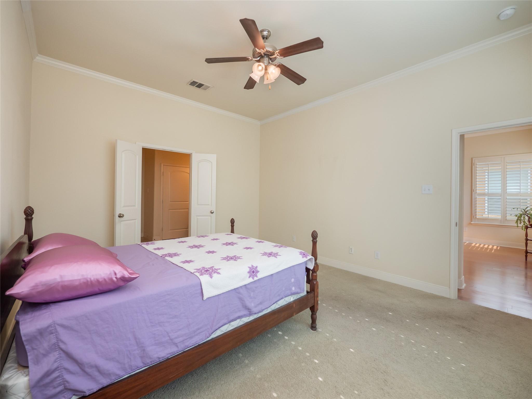 2210 Onion Creek PKWY # 1404