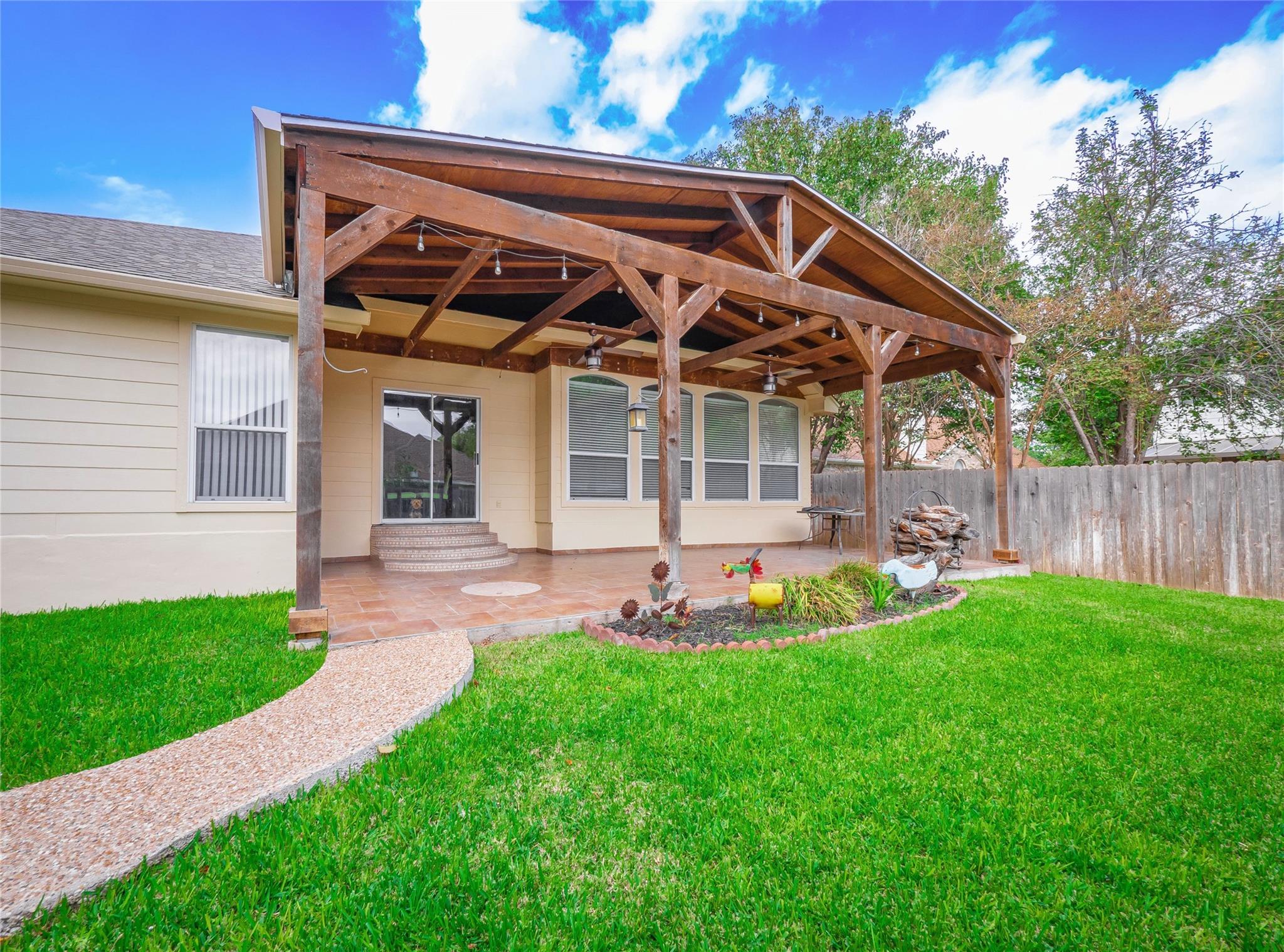 15617 Staffordshire LN