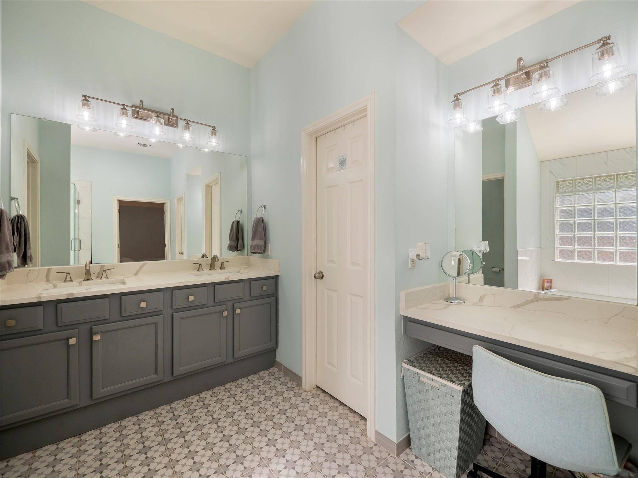 15617 Staffordshire LN