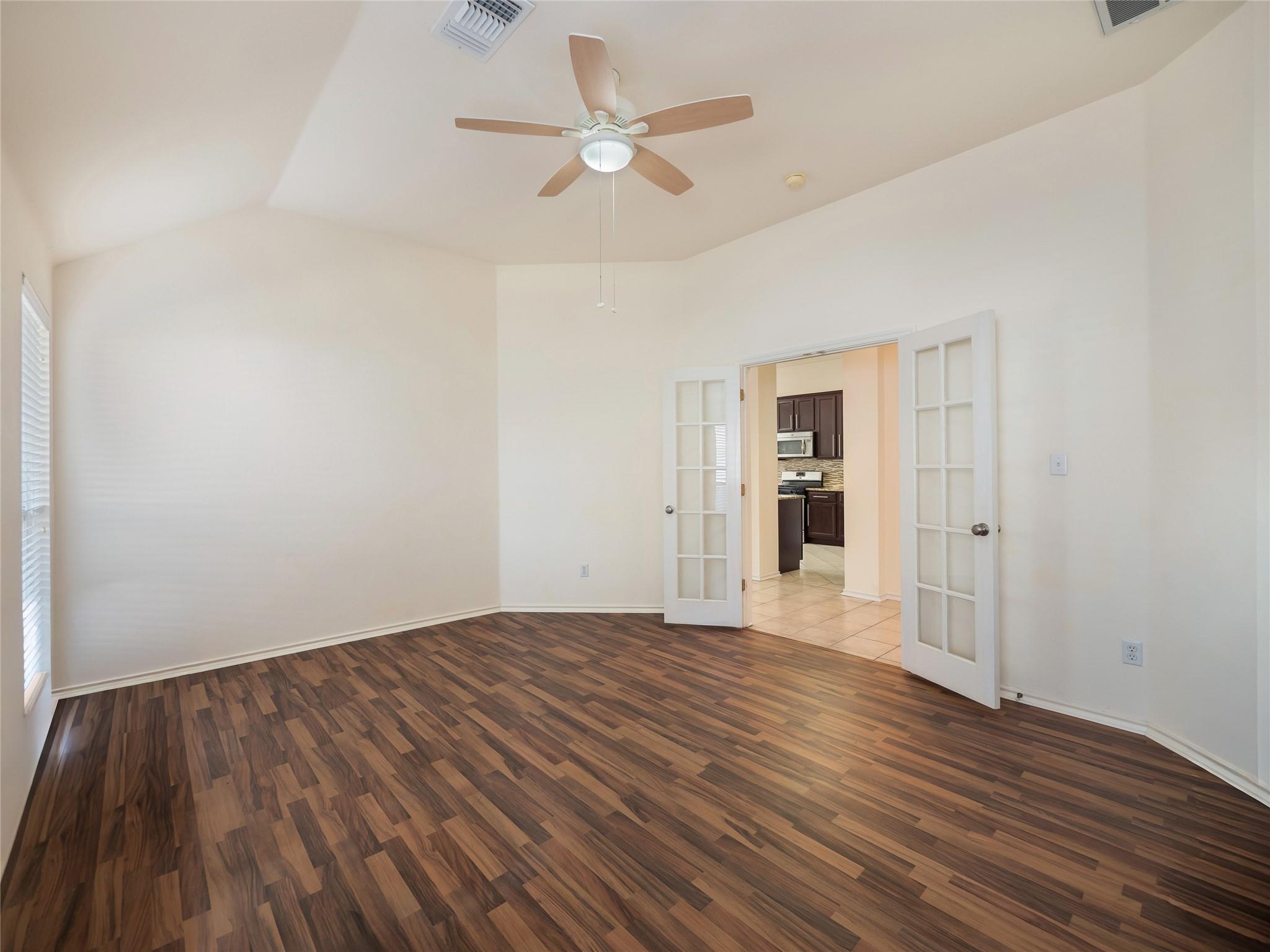 15617 Staffordshire LN