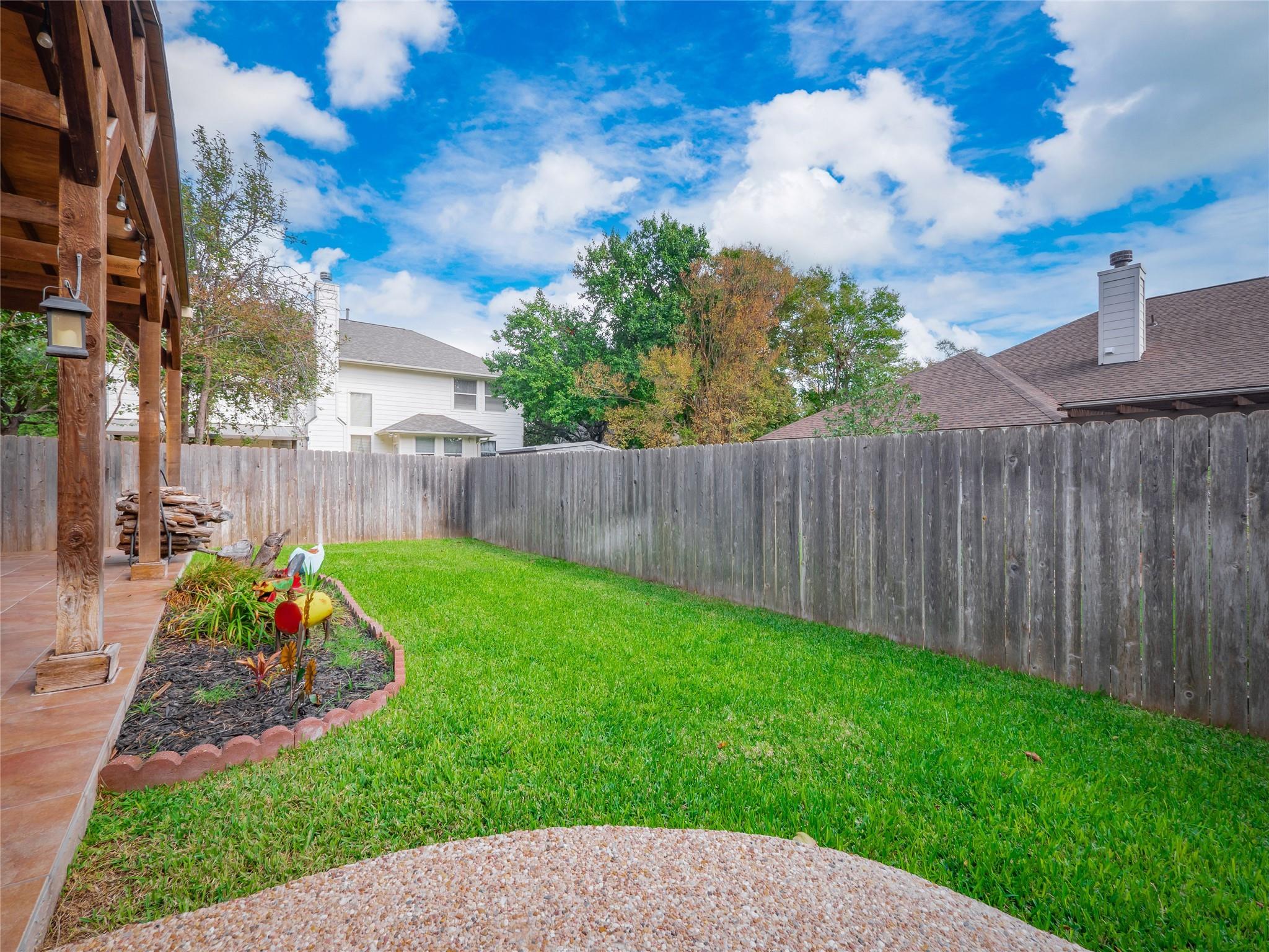 15617 Staffordshire LN