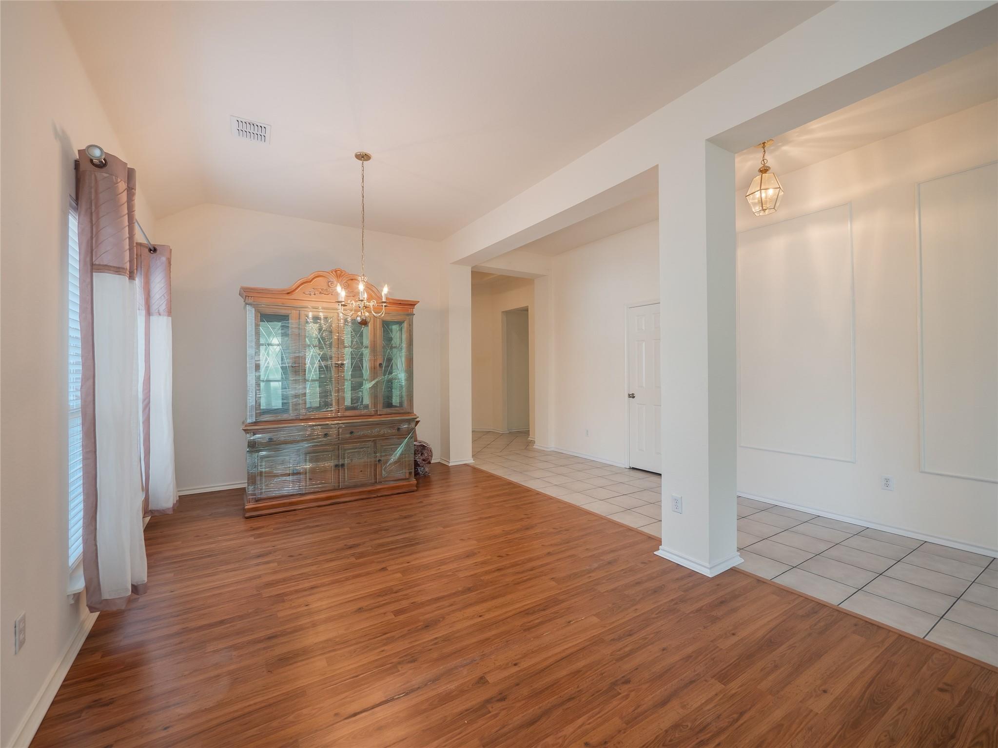 15617 Staffordshire LN