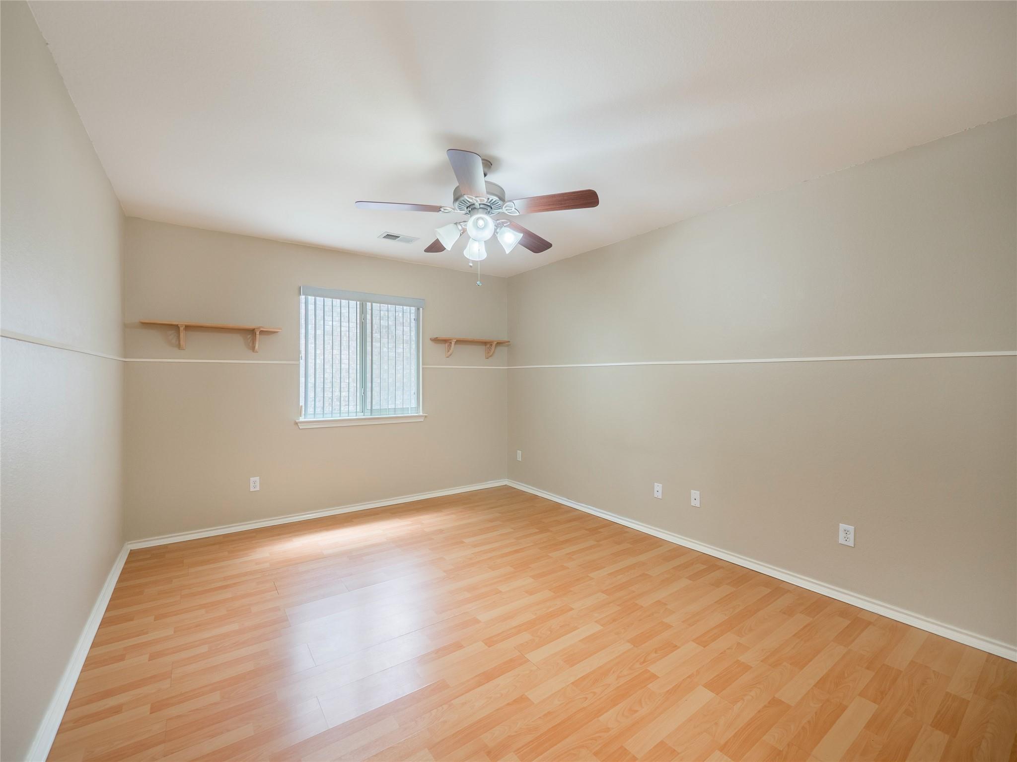 15617 Staffordshire LN