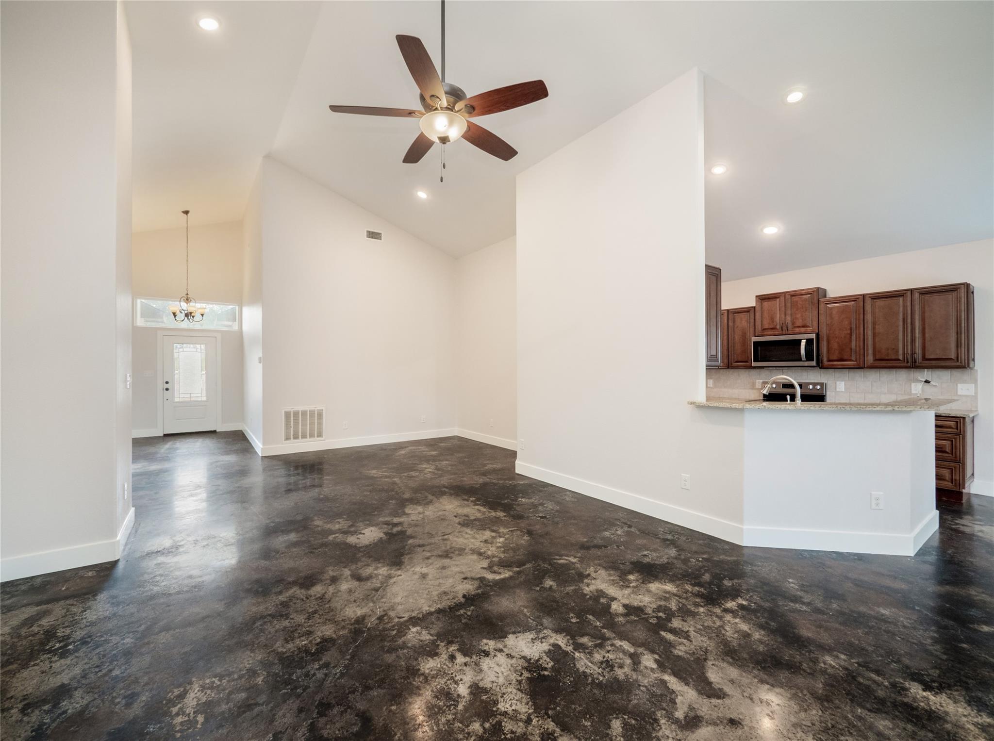 93 Primrose LN
