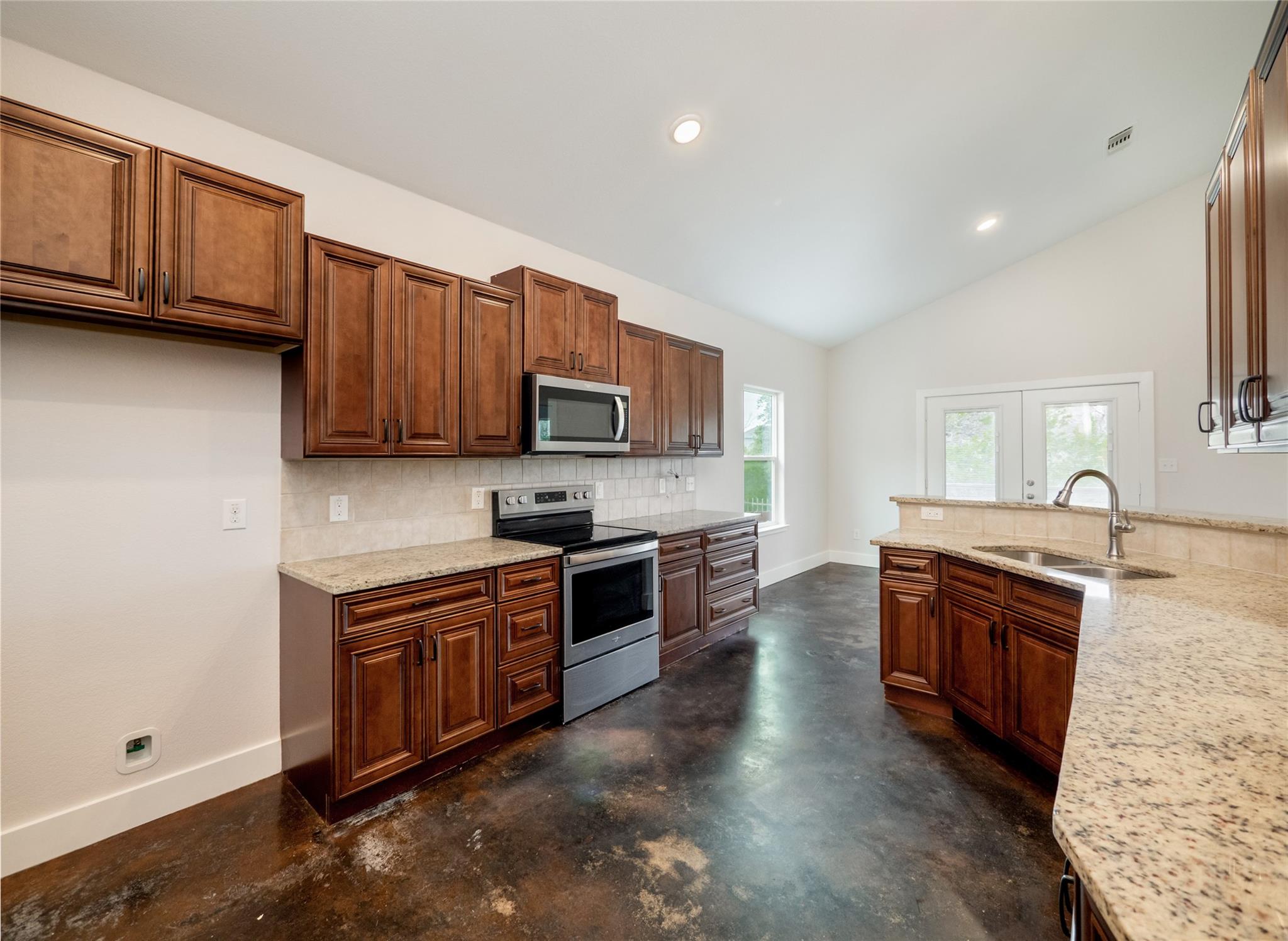 93 Primrose LN