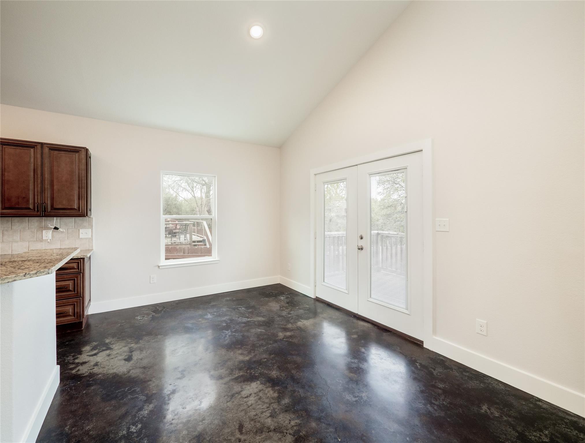 93 Primrose LN