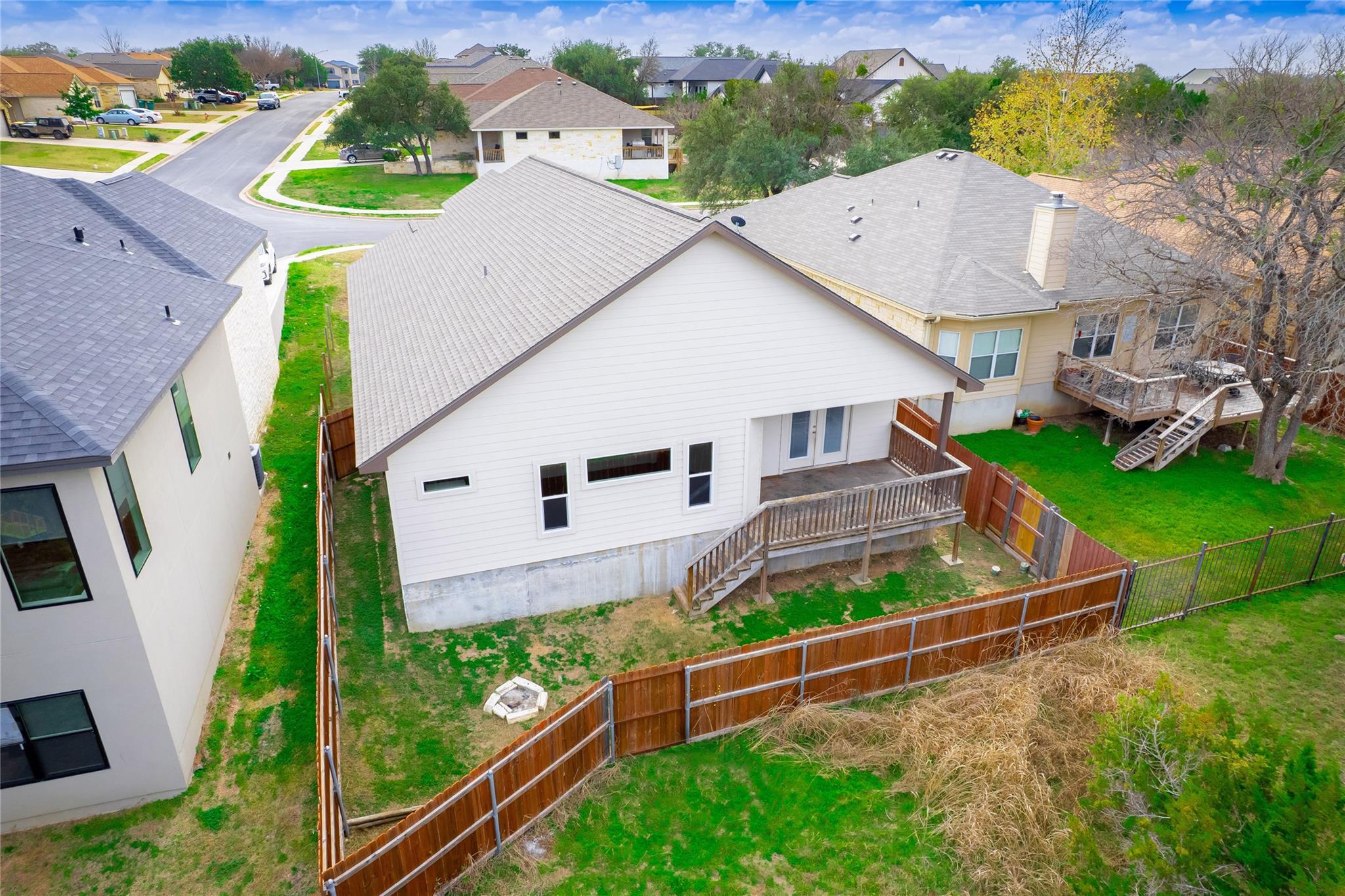 93 Primrose LN