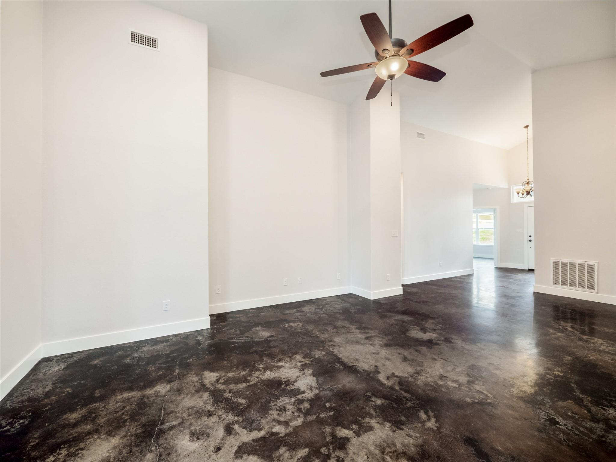 93 Primrose LN