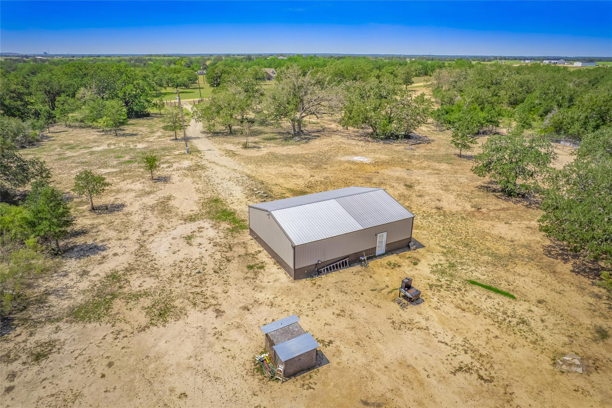 251 Fairview DR