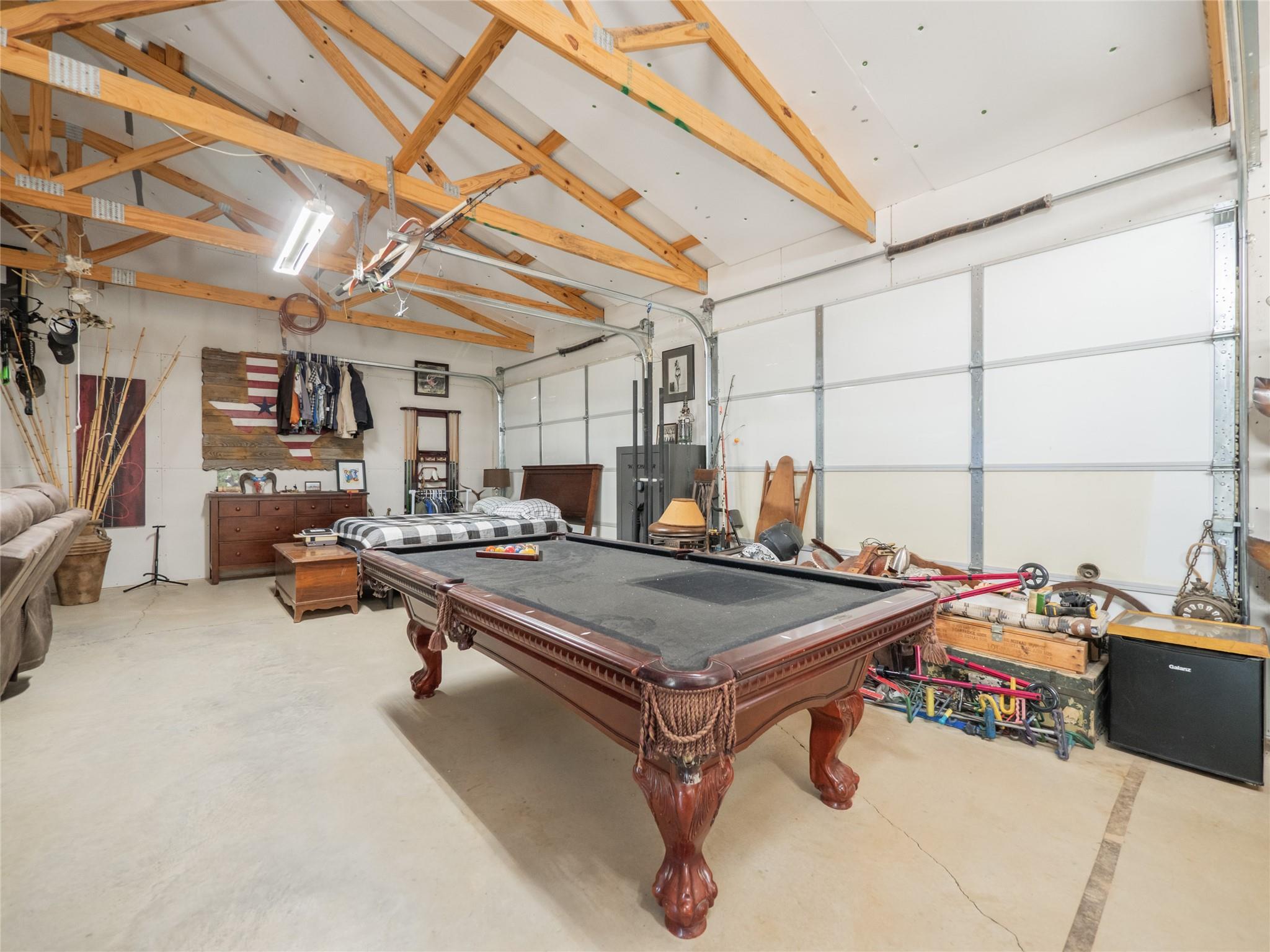 251 Fairview DR