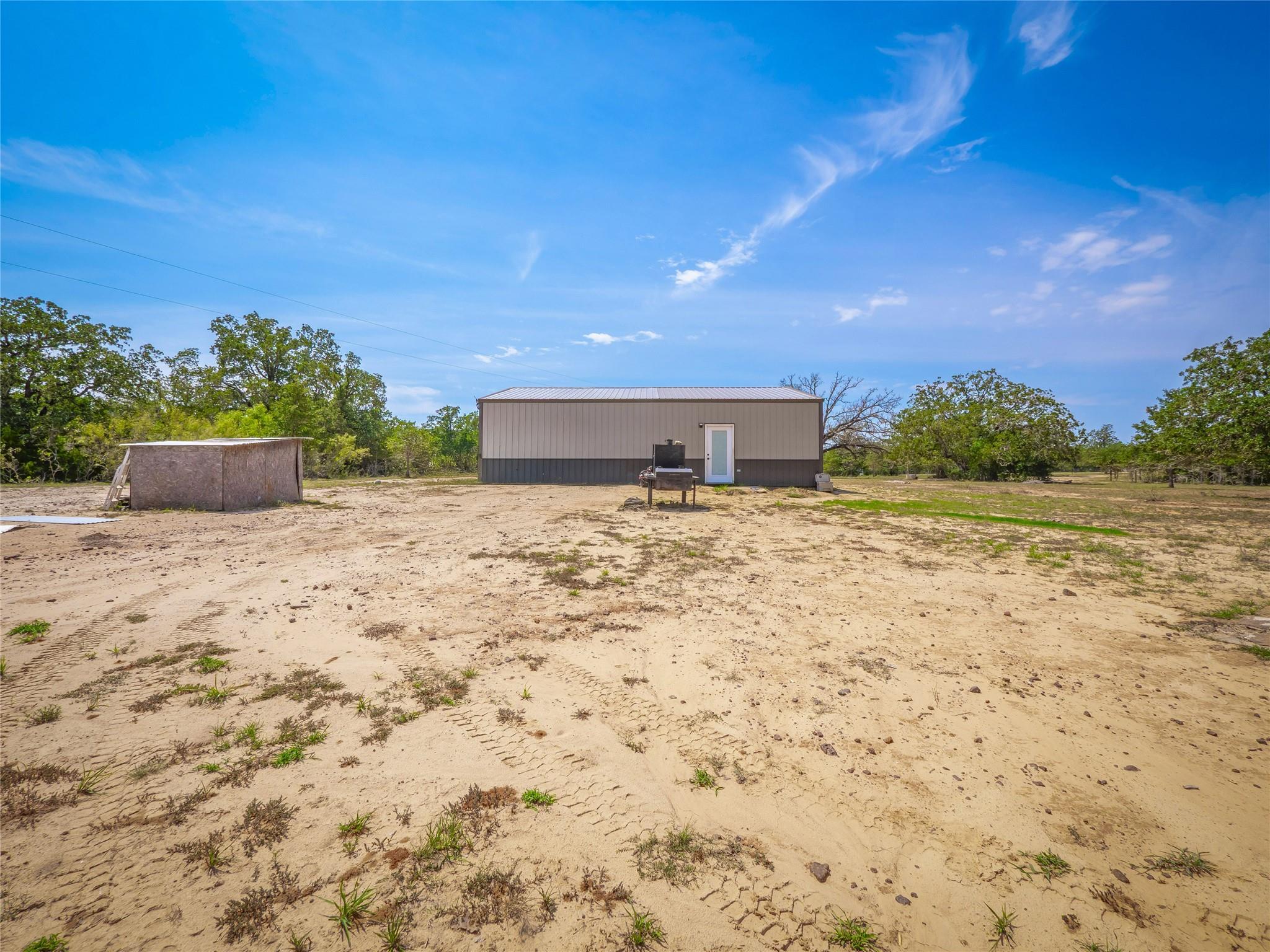 251 Fairview DR