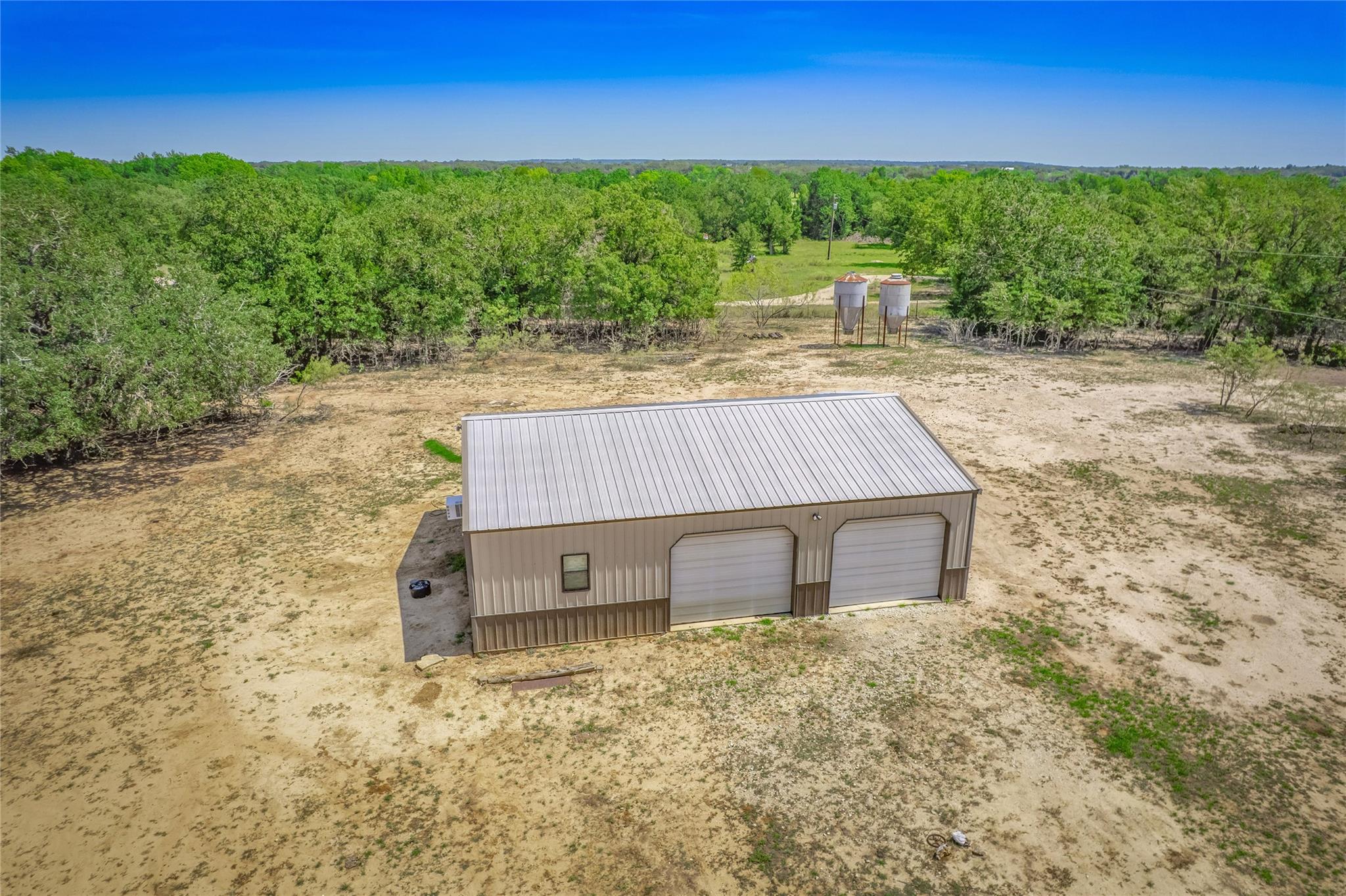 251 Fairview DR