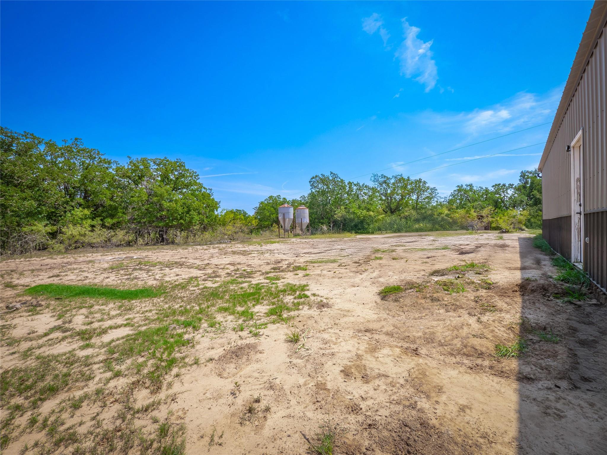 251 Fairview DR