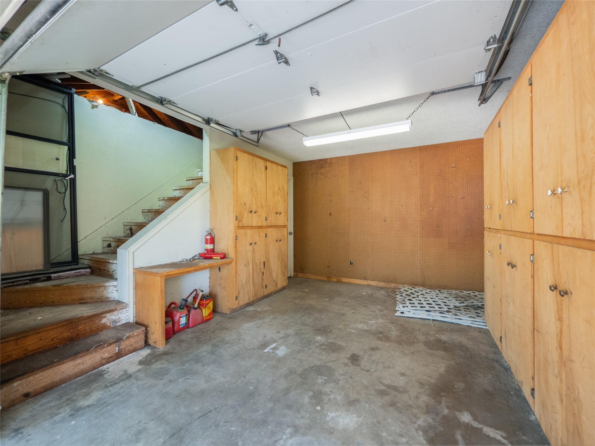 3105 Indian Mound RD