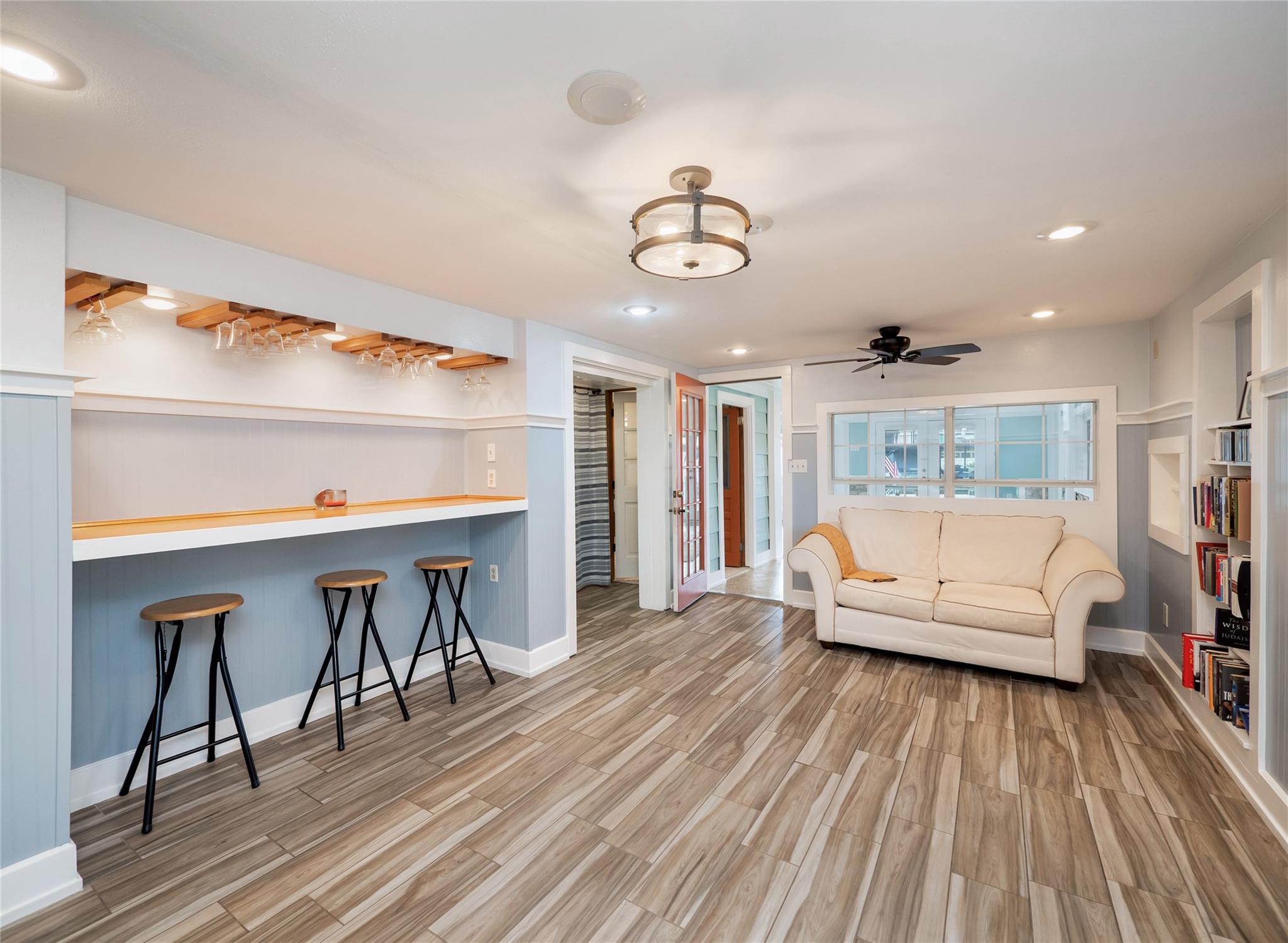 331 Grandview DR