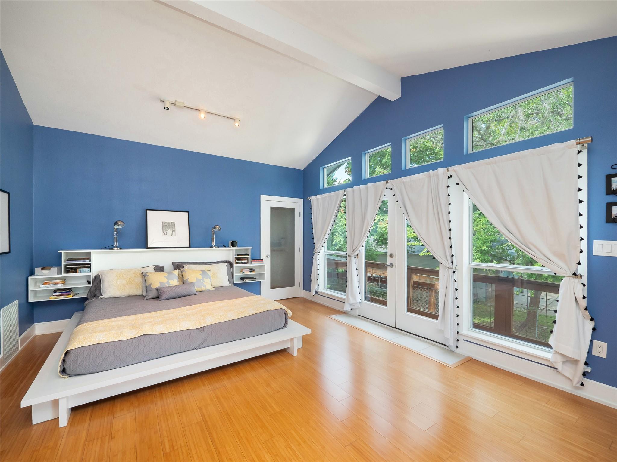 331 Grandview DR