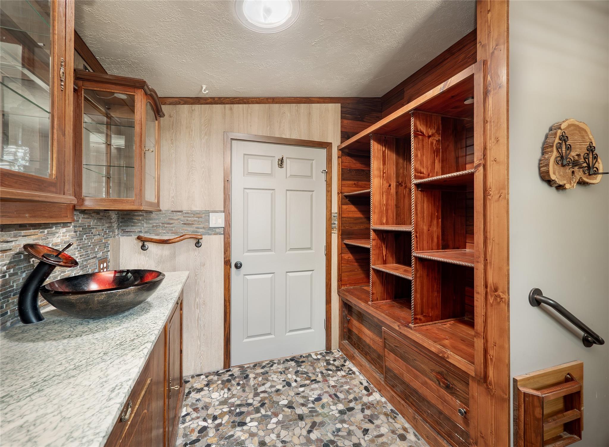 9405 W Ranch Road 1431