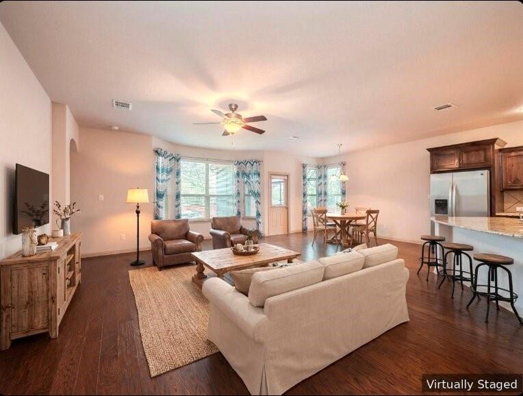 621 Algerita DR