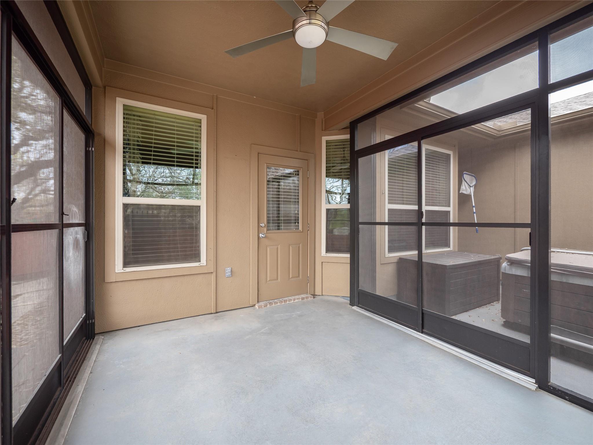 621 Algerita DR