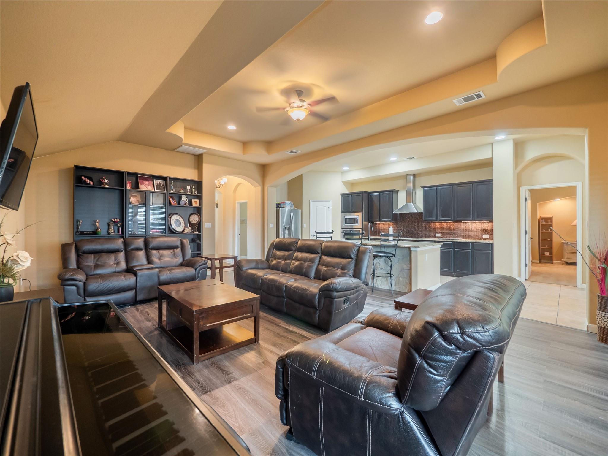 206 Swenson DR