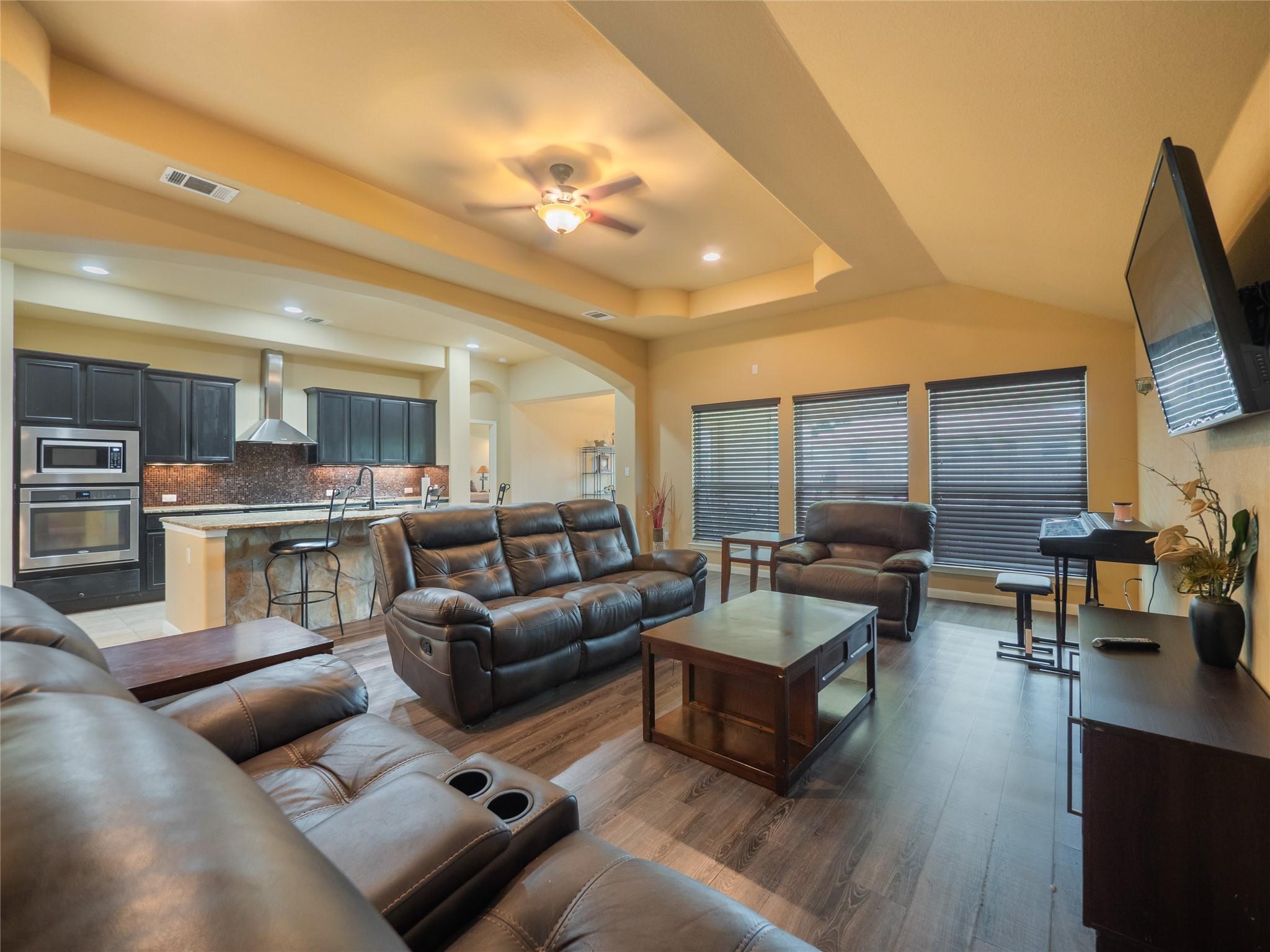 206 Swenson DR