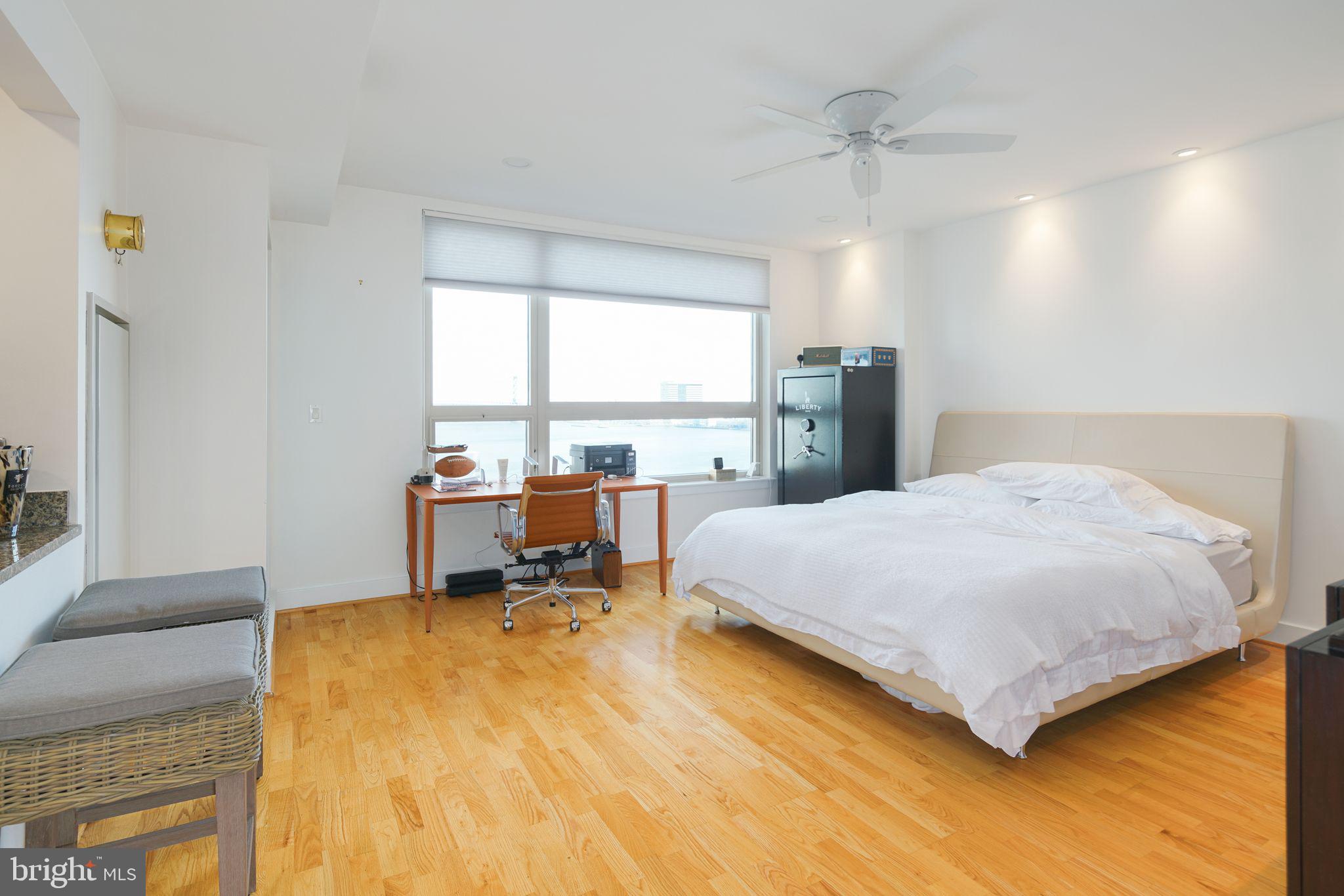 717 S Columbus Blvd #1108