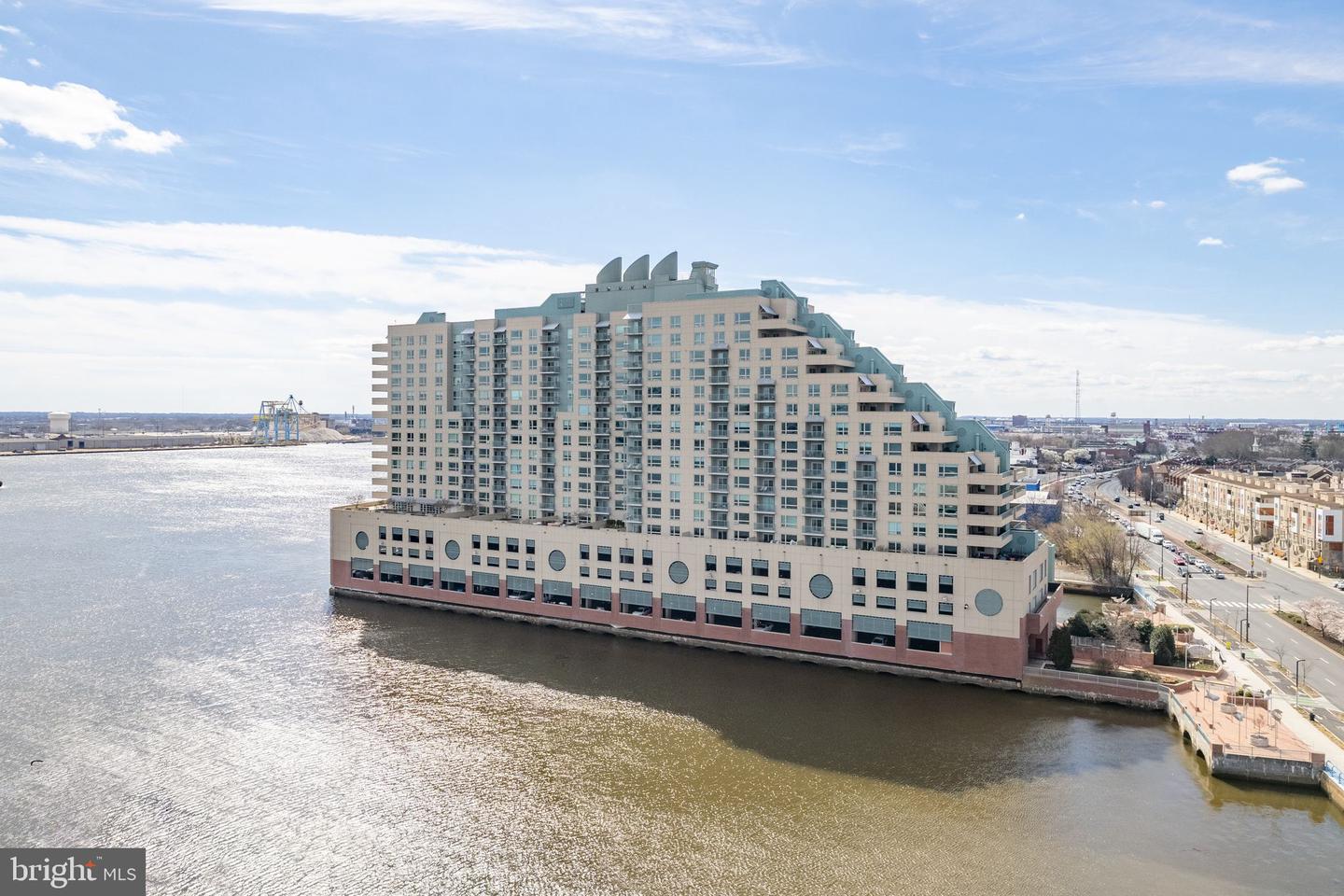 717 S Columbus Blvd #1108